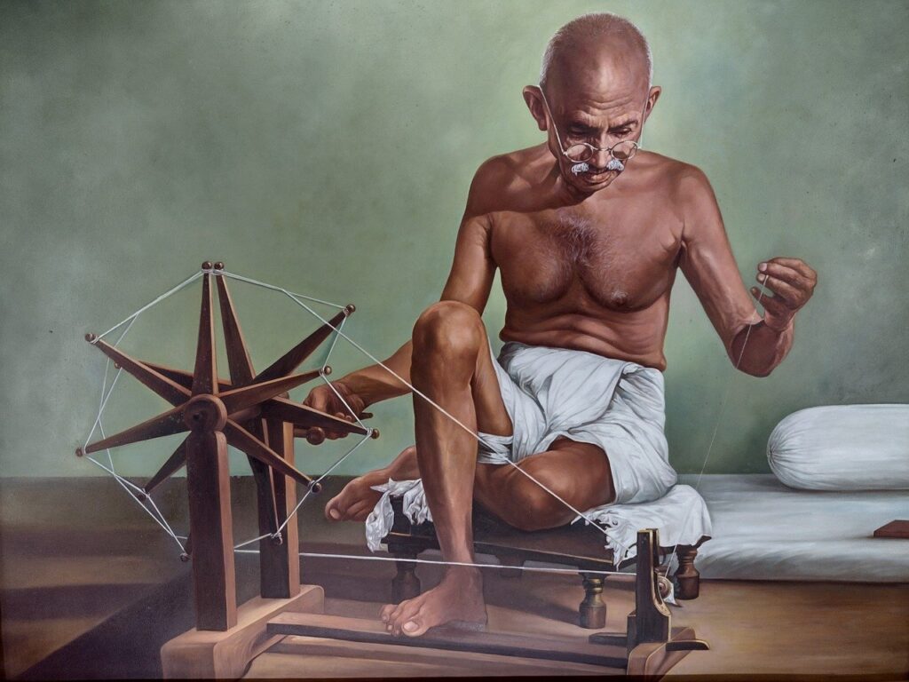  Gandhi Quotes in Hindi 